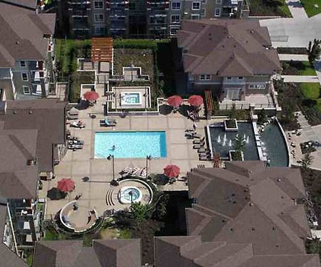Waterscapes Resort By Dkra Kelowna Eksteriør bilde